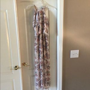 Maxi ruffle dress
